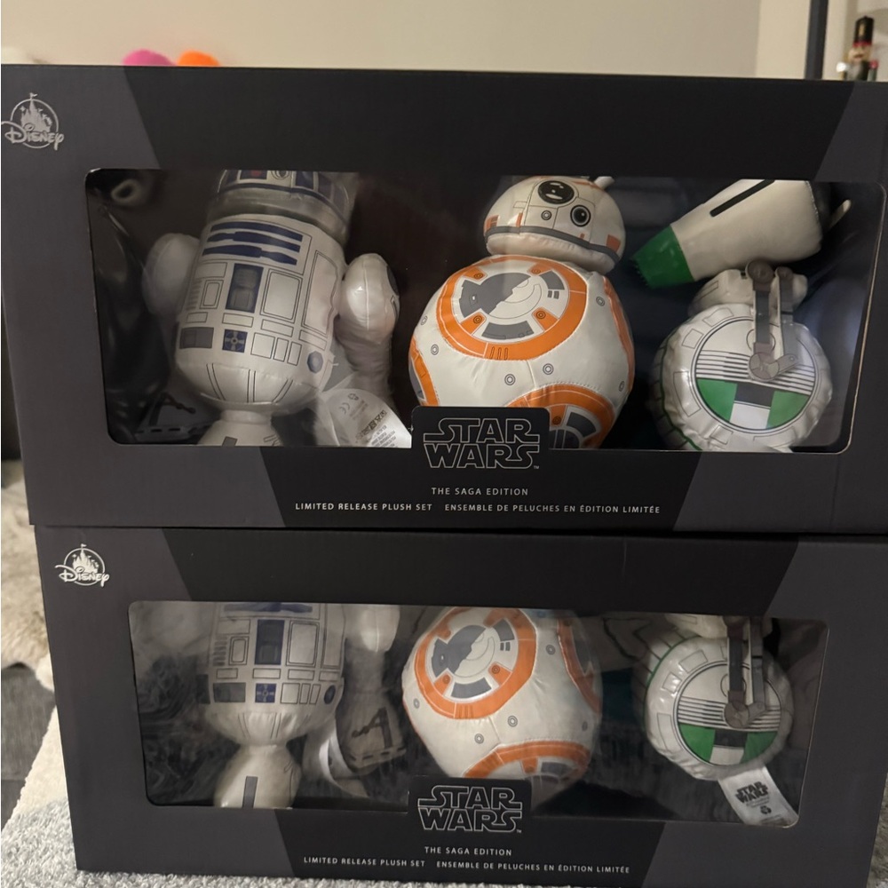 Disney Star Wars: The Saga Edition Droid Plush Set- Brand New in Box